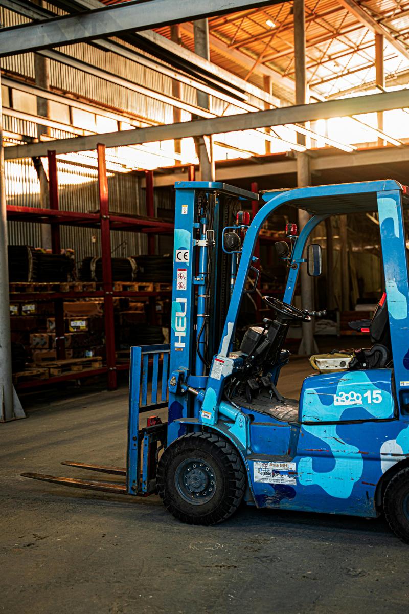forklift truck-1db94d70be7d4f26984be9f4edd3eb79.jpg forklift truck